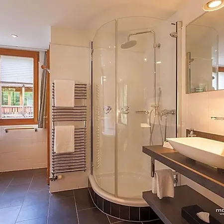 Suitenhotel Zurbriggen מלון צרמט