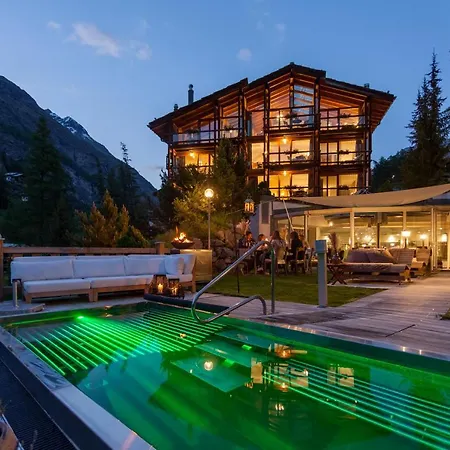 Suitenhotel Zurbriggen 4*