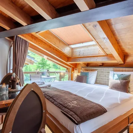 Suitenhotel Zurbriggen Отель Церматт
