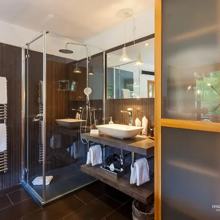 Suitenhotel Zurbriggen Szálloda 4*