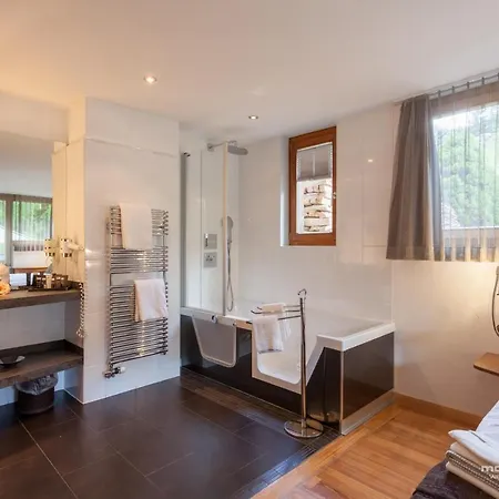 Szálloda Suitenhotel Zurbriggen 4*