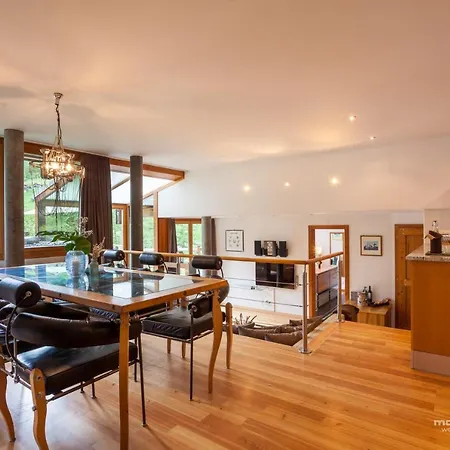 Suitenhotel Zurbriggen Szálloda Zermatt