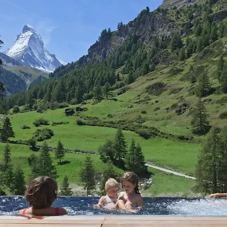 Suitenhotel Zurbriggen Szálloda