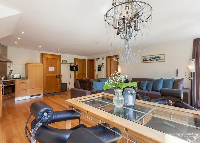 Отель Suitenhotel Zurbriggen