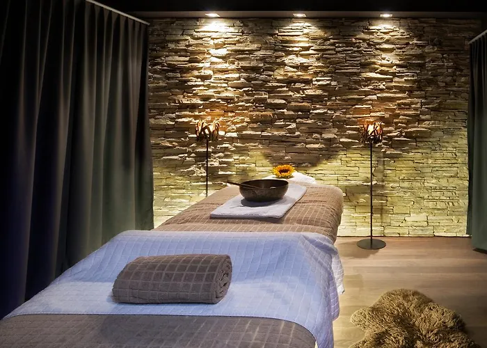Отель Suitenhotel Zurbriggen 4*