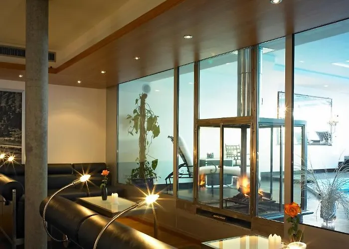 Отель Suitenhotel Zurbriggen 4*